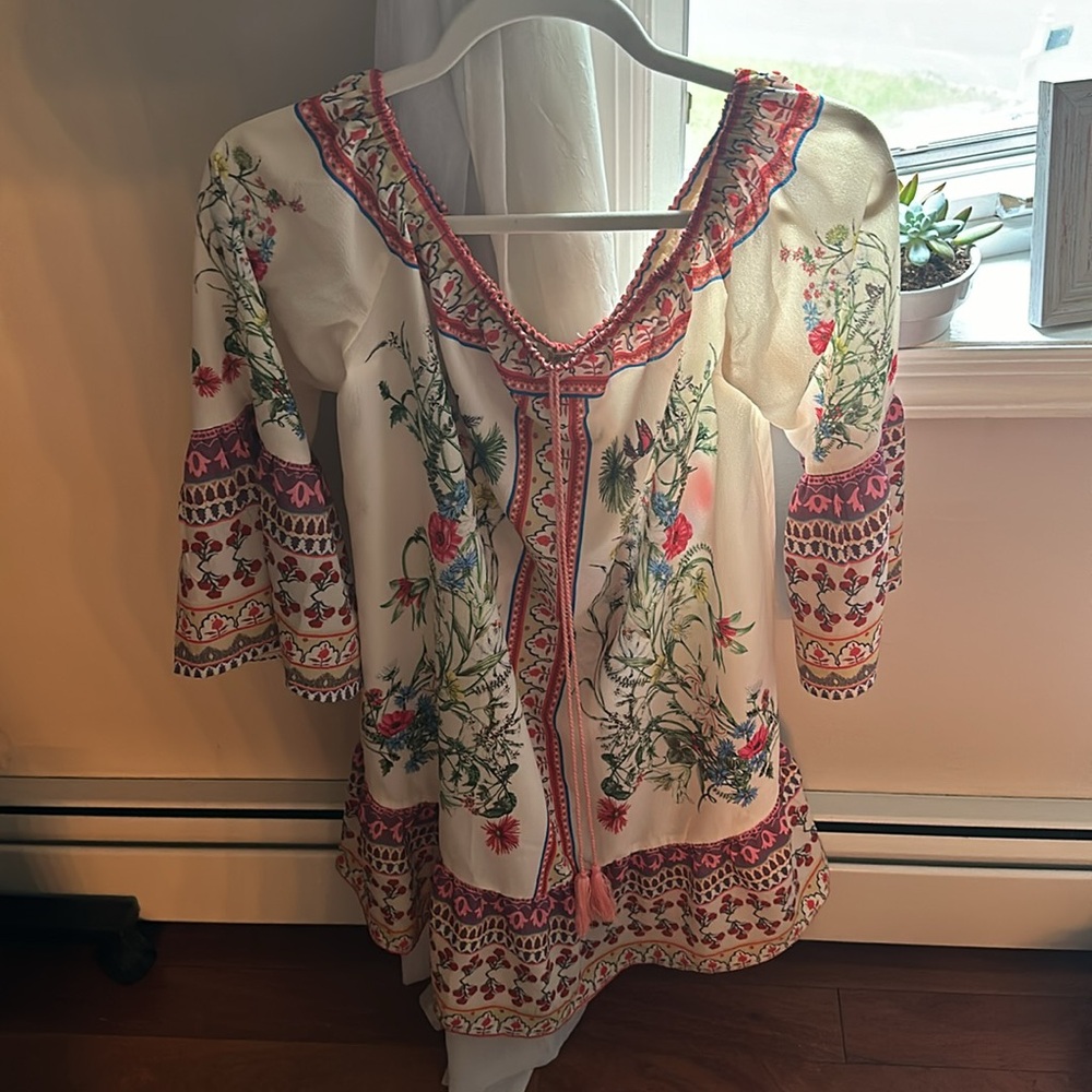 Multi-color Floral Dress - Picture 3 of 4